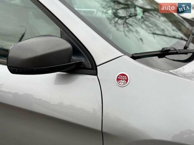 Серый Джип Чероки, объемом двигателя 2.4 л и пробегом 152 тыс. км за 15490 $, фото 13 на Automoto.ua