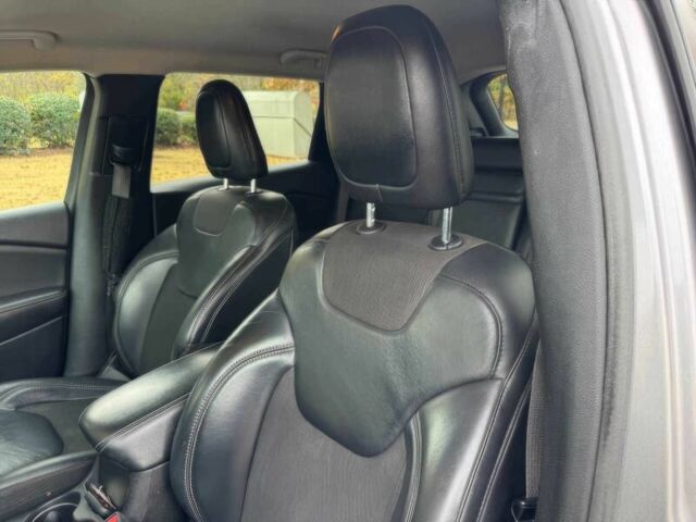 Серый Джип Чероки, объемом двигателя 3.2 л и пробегом 36 тыс. км за 12560 $, фото 8 на Automoto.ua