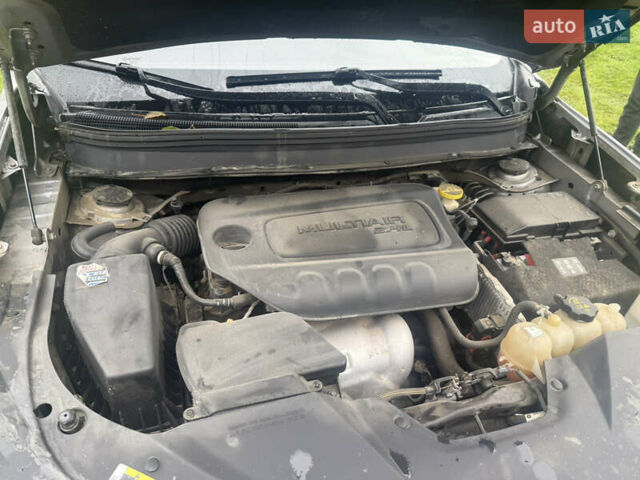 Сірий Джип Cherokee, об'ємом двигуна 2.36 л та пробігом 189 тис. км за 13800 $, фото 25 на Automoto.ua