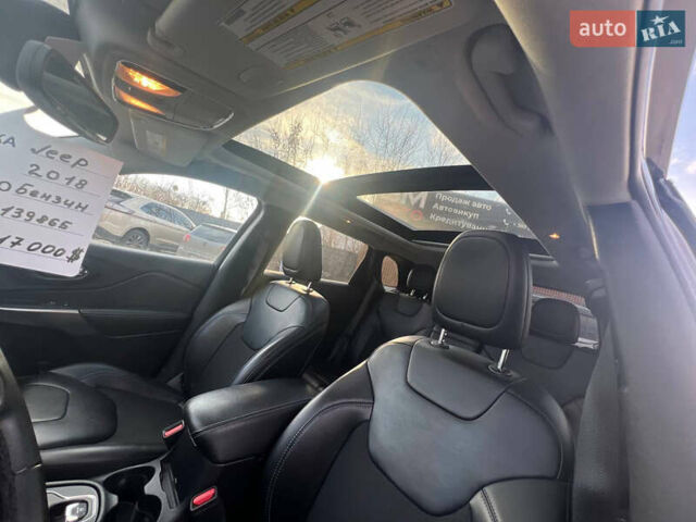 Серый Джип Чероки, объемом двигателя 2.36 л и пробегом 139 тыс. км за 16200 $, фото 13 на Automoto.ua
