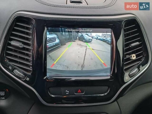 Серый Джип Чероки, объемом двигателя 2.4 л и пробегом 55 тыс. км за 17490 $, фото 29 на Automoto.ua