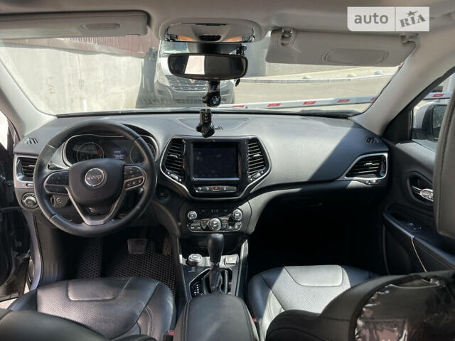 Сірий Джип Cherokee, об'ємом двигуна 3.2 л та пробігом 112 тис. км за 23800 $, фото 10 на Automoto.ua