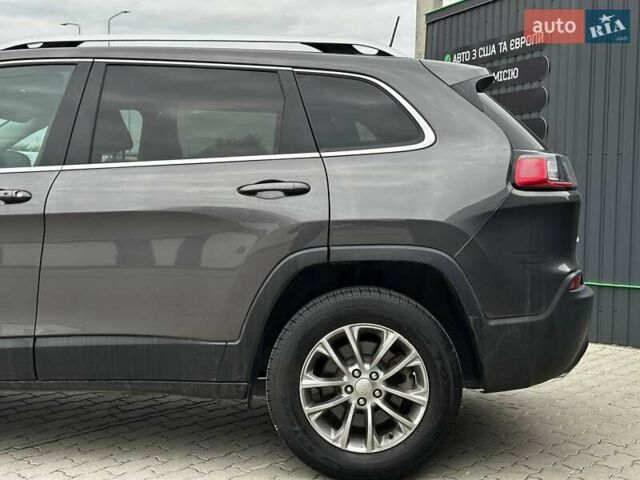 Сірий Джип Cherokee, об'ємом двигуна 3.24 л та пробігом 141 тис. км за 16799 $, фото 7 на Automoto.ua