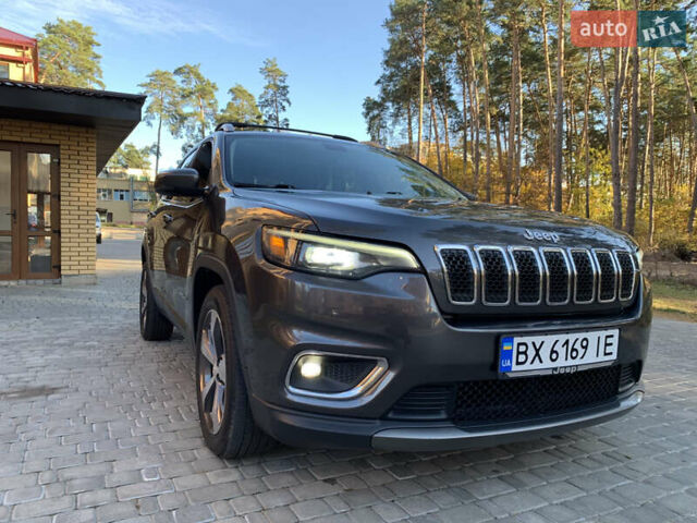 Сірий Джип Cherokee, об'ємом двигуна 2.36 л та пробігом 150 тис. км за 16600 $, фото 18 на Automoto.ua