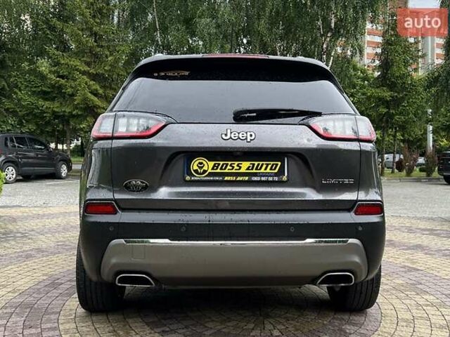 Сірий Джип Cherokee, об'ємом двигуна 2 л та пробігом 28 тис. км за 20690 $, фото 5 на Automoto.ua