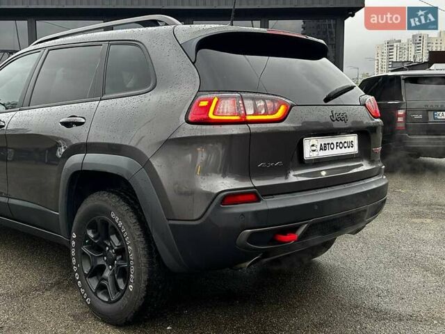 Сірий Джип Cherokee, об'ємом двигуна 3.24 л та пробігом 91 тис. км за 23290 $, фото 4 на Automoto.ua