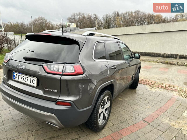 Сірий Джип Cherokee, об'ємом двигуна 2 л та пробігом 142 тис. км за 17100 $, фото 9 на Automoto.ua