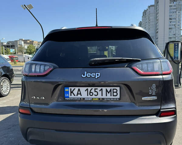 Сірий Джип Cherokee, об'ємом двигуна 2.4 л та пробігом 110 тис. км за 21000 $, фото 4 на Automoto.ua