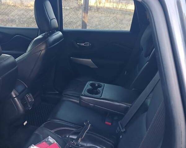 Серый Джип Чероки, объемом двигателя 2.18 л и пробегом 165 тыс. км за 18900 $, фото 16 на Automoto.ua