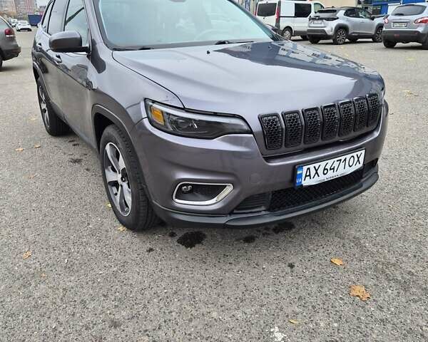 Серый Джип Чероки, объемом двигателя 3.24 л и пробегом 182 тыс. км за 15600 $, фото 8 на Automoto.ua