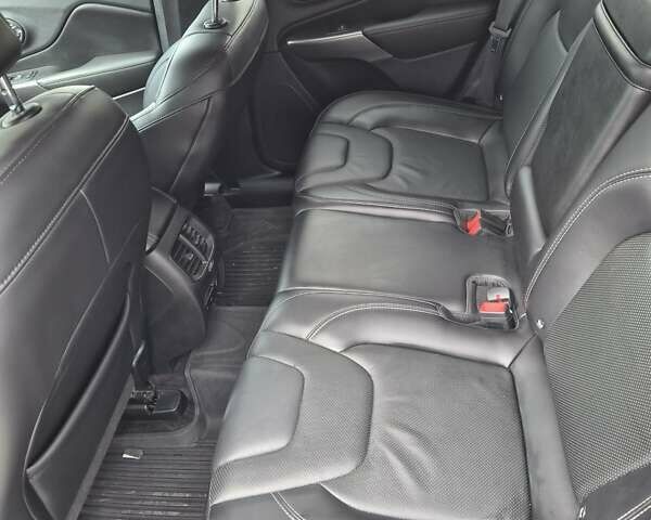 Серый Джип Чероки, объемом двигателя 3.24 л и пробегом 182 тыс. км за 15600 $, фото 14 на Automoto.ua