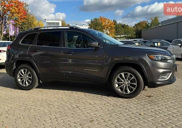 Сірий Джип Cherokee, об'ємом двигуна 1.99 л та пробігом 117 тис. км за 17500 $, фото 4 на Automoto.ua