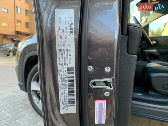 Сірий Джип Cherokee, об'ємом двигуна 2.36 л та пробігом 150 тис. км за 16600 $, фото 53 на Automoto.ua