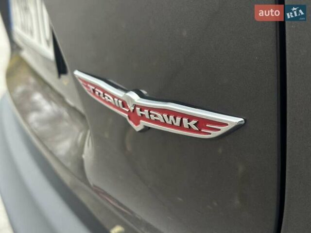 Сірий Джип Cherokee, об'ємом двигуна 1.99 л та пробігом 78 тис. км за 22500 $, фото 29 на Automoto.ua