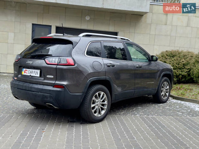 Сірий Джип Cherokee, об'ємом двигуна 1.99 л та пробігом 117 тис. км за 17500 $, фото 18 на Automoto.ua