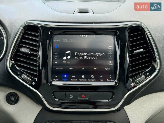 Серый Джип Чероки, объемом двигателя 3.2 л и пробегом 108 тыс. км за 21290 $, фото 31 на Automoto.ua