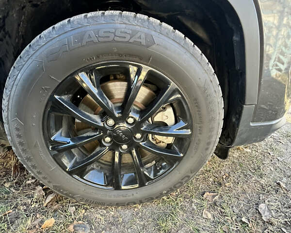 Сірий Джип Cherokee, об'ємом двигуна 2.36 л та пробігом 82 тис. км за 15999 $, фото 10 на Automoto.ua
