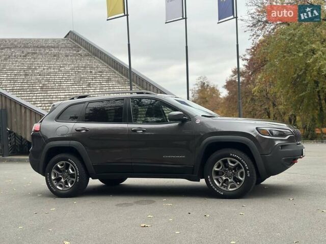 Сірий Джип Cherokee, об'ємом двигуна 1.99 л та пробігом 78 тис. км за 22500 $, фото 8 на Automoto.ua