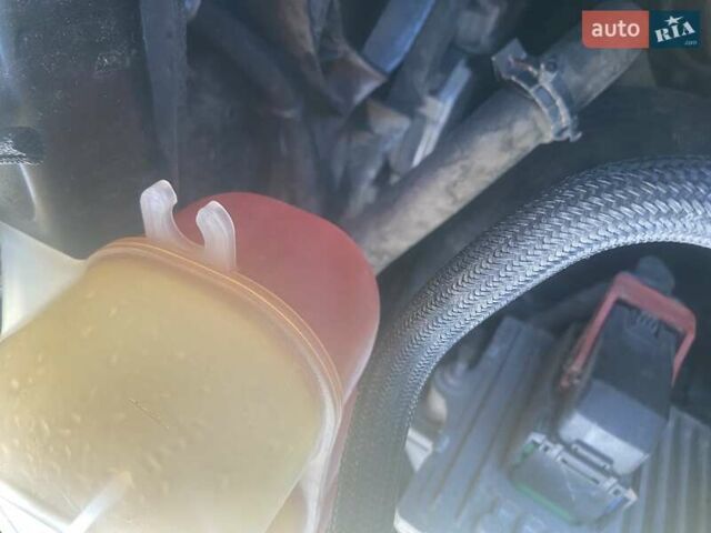 Серый Джип Чероки, объемом двигателя 2.36 л и пробегом 100 тыс. км за 18000 $, фото 14 на Automoto.ua