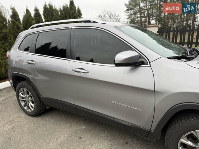 Серый Джип Чероки, объемом двигателя 2.36 л и пробегом 142 тыс. км за 14200 $, фото 11 на Automoto.ua