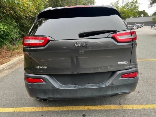 Сірий Джип Cherokee, об'ємом двигуна 2.4 л та пробігом 46 тис. км за 4900 $, фото 4 на Automoto.ua