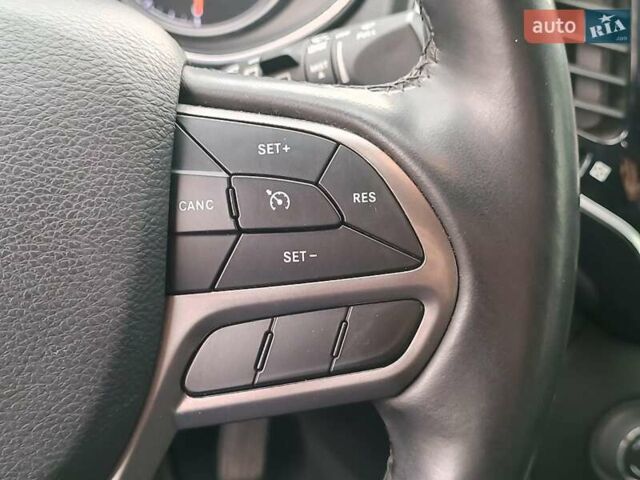 Серый Джип Чероки, объемом двигателя 2.4 л и пробегом 55 тыс. км за 17490 $, фото 27 на Automoto.ua