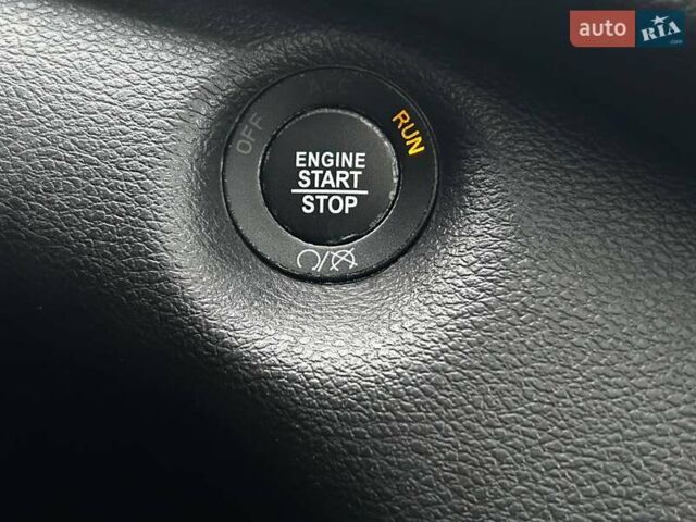 Сірий Джип Cherokee, об'ємом двигуна 3.24 л та пробігом 91 тис. км за 23290 $, фото 24 на Automoto.ua