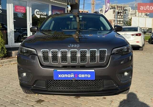 Сірий Джип Cherokee, об'ємом двигуна 1.99 л та пробігом 117 тис. км за 17500 $, фото 2 на Automoto.ua