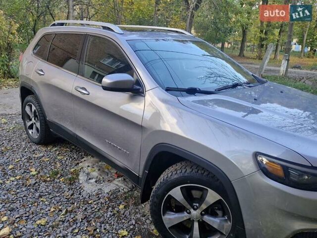 Серый Джип Чероки, объемом двигателя 3.24 л и пробегом 119 тыс. км за 18499 $, фото 9 на Automoto.ua