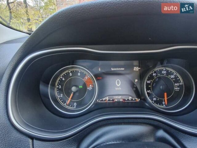 Серый Джип Чероки, объемом двигателя 3.24 л и пробегом 119 тыс. км за 18499 $, фото 16 на Automoto.ua