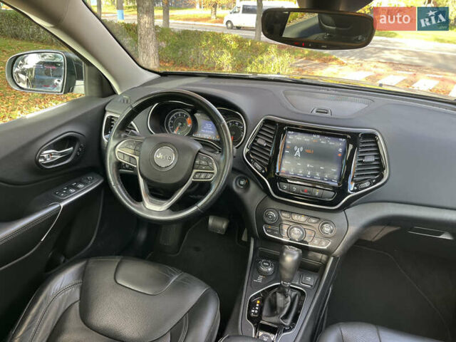 Серый Джип Чероки, объемом двигателя 3.24 л и пробегом 107 тыс. км за 19500 $, фото 25 на Automoto.ua