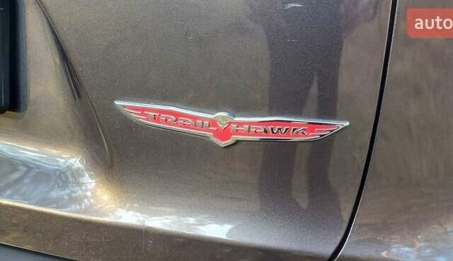 Сірий Джип Cherokee, об'ємом двигуна 3.24 л та пробігом 54 тис. км за 21300 $, фото 12 на Automoto.ua