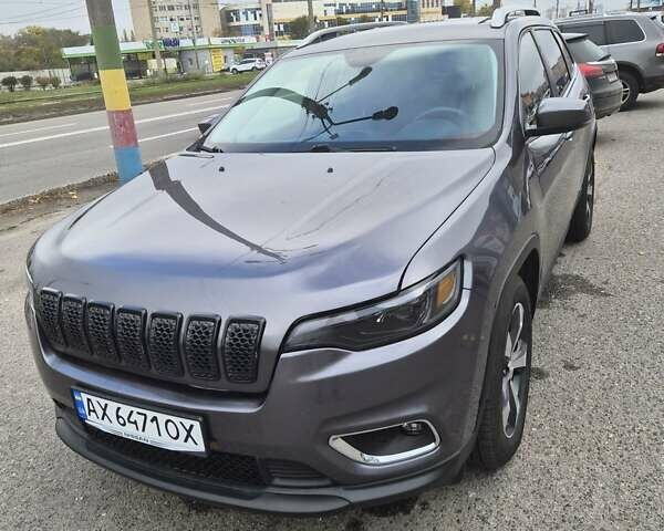 Серый Джип Чероки, объемом двигателя 3.24 л и пробегом 182 тыс. км за 15600 $, фото 4 на Automoto.ua