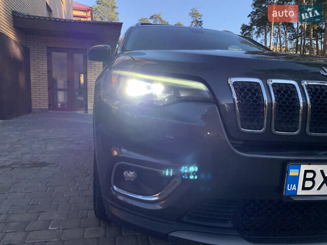 Сірий Джип Cherokee, об'ємом двигуна 2.36 л та пробігом 150 тис. км за 16600 $, фото 10 на Automoto.ua