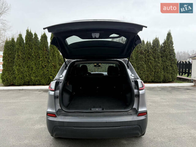 Серый Джип Чероки, объемом двигателя 2.36 л и пробегом 142 тыс. км за 14200 $, фото 30 на Automoto.ua