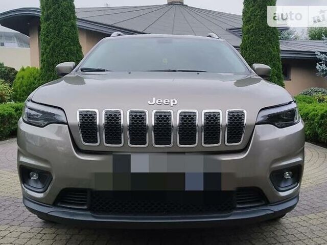 Сірий Джип Cherokee, об'ємом двигуна 3.2 л та пробігом 48 тис. км за 18000 $, фото 9 на Automoto.ua