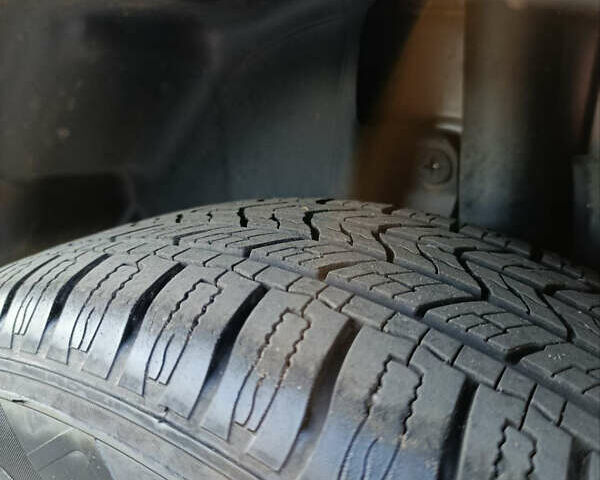 Серый Джип Чероки, объемом двигателя 3.2 л и пробегом 234 тыс. км за 15499 $, фото 6 на Automoto.ua