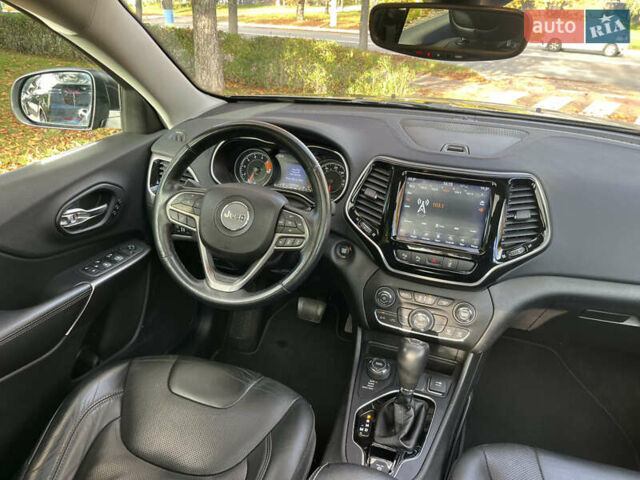 Серый Джип Чероки, объемом двигателя 3.24 л и пробегом 108 тыс. км за 19500 $, фото 17 на Automoto.ua