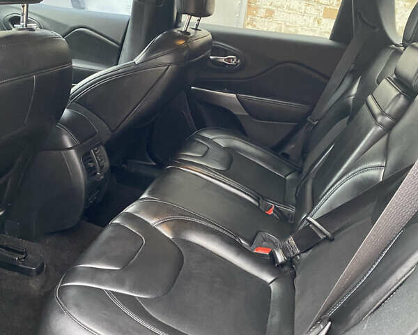 Сірий Джип Cherokee, об'ємом двигуна 2.4 л та пробігом 161 тис. км за 9300 $, фото 22 на Automoto.ua