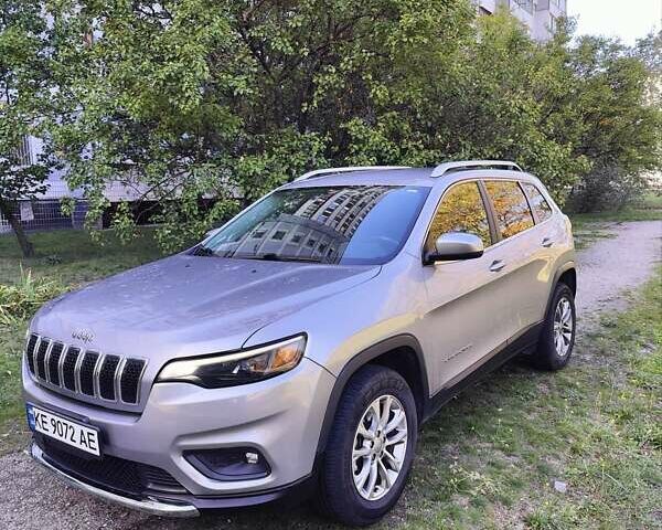 Серый Джип Чероки, объемом двигателя 1.99 л и пробегом 101 тыс. км за 19000 $, фото 17 на Automoto.ua