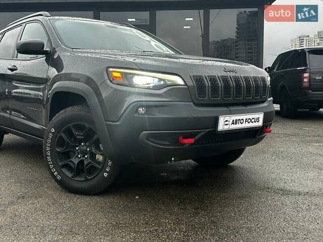 Сірий Джип Cherokee, об'ємом двигуна 3.24 л та пробігом 91 тис. км за 23290 $, фото 2 на Automoto.ua