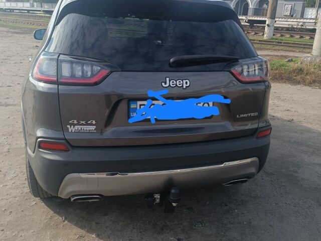 Серый Джип Чероки, объемом двигателя 3 л и пробегом 121 тыс. км за 17700 $, фото 3 на Automoto.ua