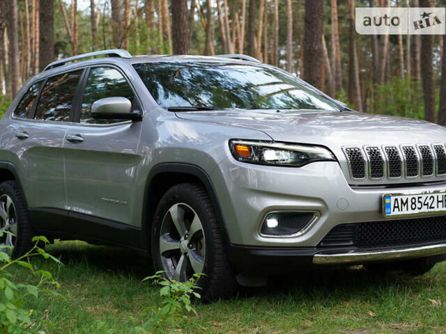 Сірий Джип Cherokee, об'ємом двигуна 2.36 л та пробігом 150 тис. км за 17000 $, фото 5 на Automoto.ua