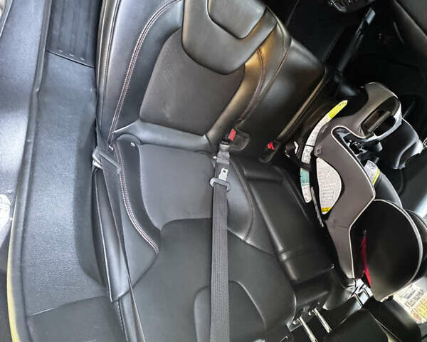 Сірий Джип Cherokee, об'ємом двигуна 3.24 л та пробігом 240 тис. км за 16000 $, фото 24 на Automoto.ua