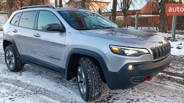 Сірий Джип Cherokee, об'ємом двигуна 3.24 л та пробігом 134 тис. км за 18600 $, фото 1 на Automoto.ua