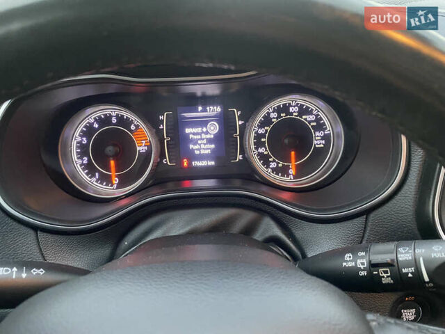 Серый Джип Чероки, объемом двигателя 2.36 л и пробегом 176 тыс. км за 16200 $, фото 15 на Automoto.ua