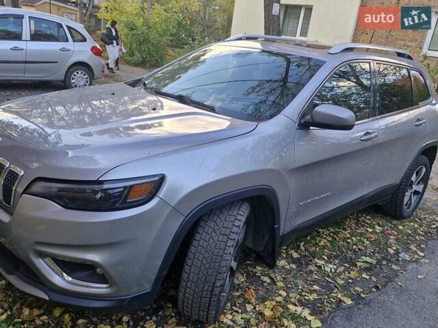 Серый Джип Чероки, объемом двигателя 3.24 л и пробегом 119 тыс. км за 18499 $, фото 7 на Automoto.ua