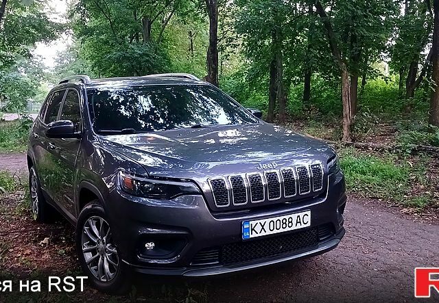 Серый Джип Чероки, объемом двигателя 2.4 л и пробегом 156 тыс. км за 17195 $, фото 3 на Automoto.ua