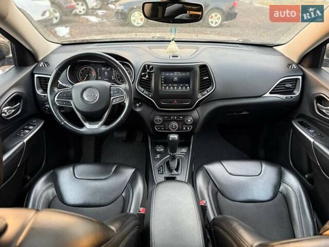 Сірий Джип Cherokee, об'ємом двигуна 2.36 л та пробігом 96 тис. км за 15900 $, фото 19 на Automoto.ua