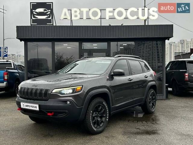 Сірий Джип Cherokee, об'ємом двигуна 3.24 л та пробігом 91 тис. км за 23290 $, фото 3 на Automoto.ua